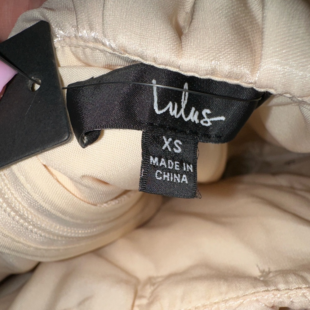 NWT LULUS SIZE XS Heavenly Essence Cream Organza Tiered Ruffled Midi Dress - Picture 8 of 8